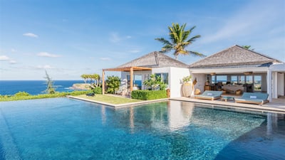 Poolside Terrace