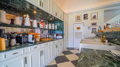 Luxury Villa Photo #26