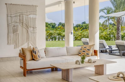 Luxury Villa Photo #11