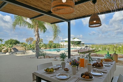 Luxury Villa Photo #10