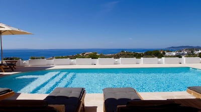 Luxury Villa Photo #7