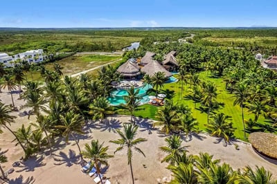 Luxury Villa Photo #3
