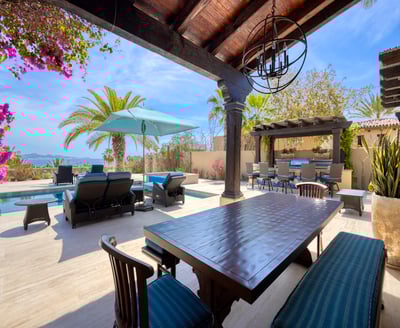 Luxury Villa Photo #17