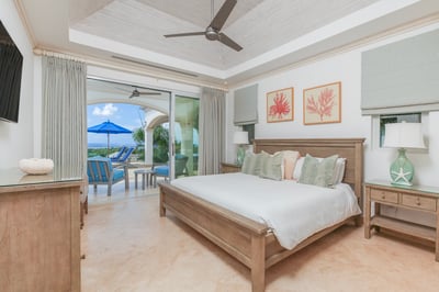 Luxury Villa Photo #19