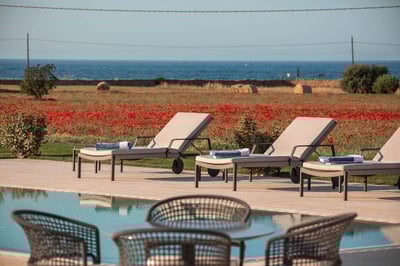 Luxury Villa Photo #11