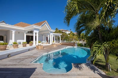 Luxury Villa Photo #2