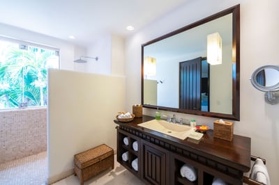 Luxury Villa Photo #47