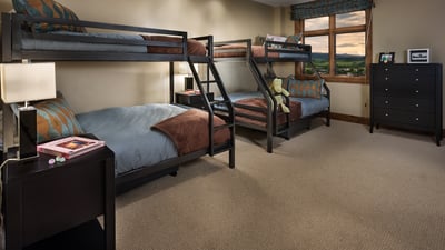 Bunkroom with two twin over twin bunks