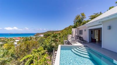 Luxury Villa Photo #5