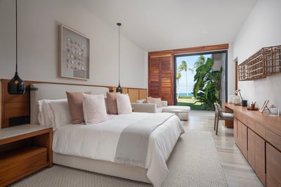 Luxury Villa Photo #27