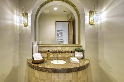 Luxury Villa Photo #22