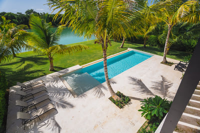 Luxury Villa Photo #12