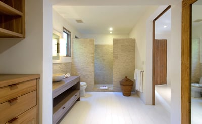Luxury Villa Photo #28