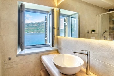 Luxury Villa Photo #45