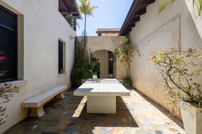 Luxury Villa Photo #10