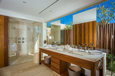 Luxury Villa Photo #33