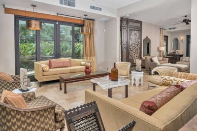 Luxury Villa Photo #31