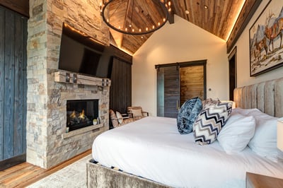Luxury Villa Photo #16