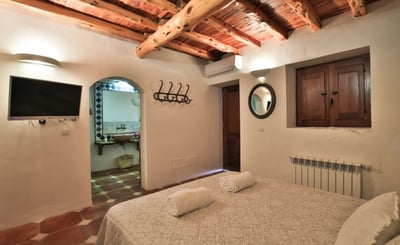 Luxury Villa Photo #24
