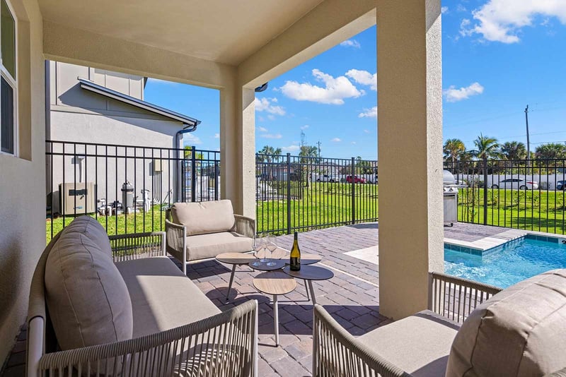 High Roller at Harbor Island Beach Club