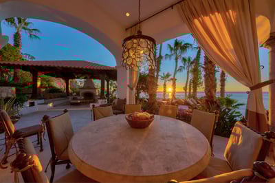 Luxury Villa Photo #18