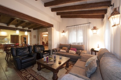 Luxury Villa Photo #28