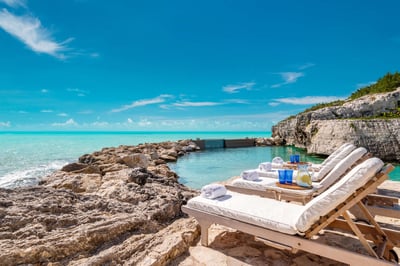 Luxury Villa Photo #5