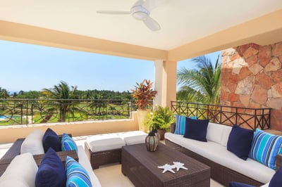 Luxury Villa Photo #3