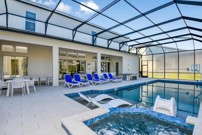 Luxury Villa Photo #2