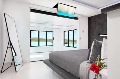Luxury Villa Photo #36