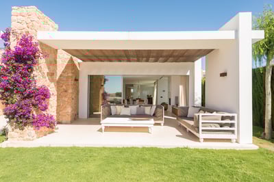 Luxury Villa Photo #3