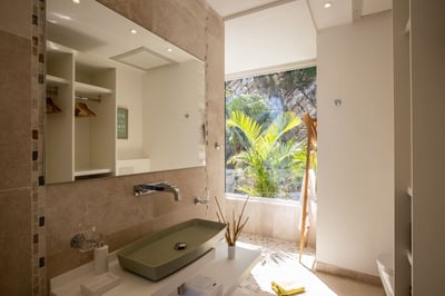 Luxury Villa Photo #30