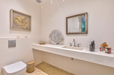Luxury Villa Photo #45