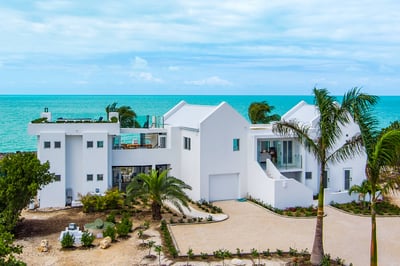 Luxury Villa Photo #8