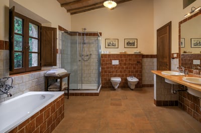 Luxury Villa Photo #24