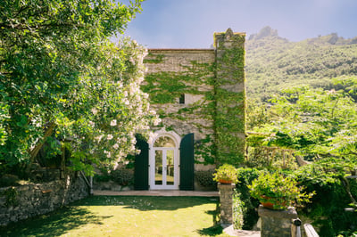 Luxury Villa Photo #7