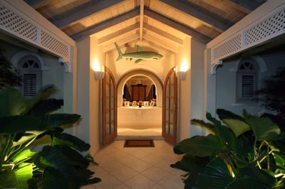 Luxury Villa Photo #6