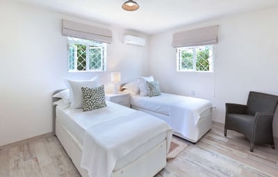 Luxury Villa Photo #18