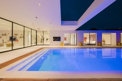 Luxury Villa Photo #4