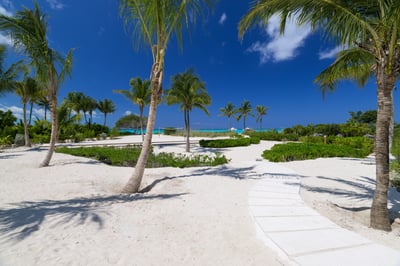 Luxury Villa Photo #20