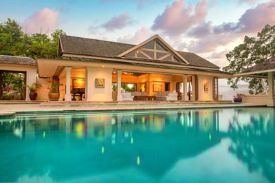 Luxury Villa Photo #6