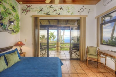 Luxury Villa Photo #18