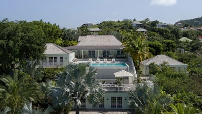 Luxury Villa Photo #2