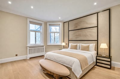 Luxury Villa Photo #30