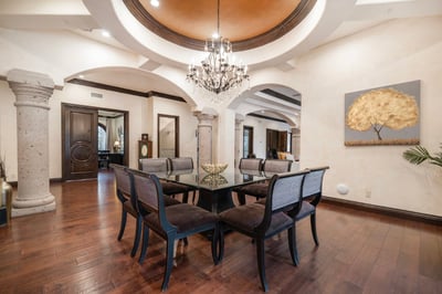 Luxury Villa Photo #27