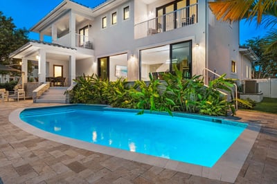 Luxury Villa Photo #4