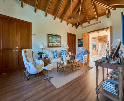 Luxury Villa Photo #45