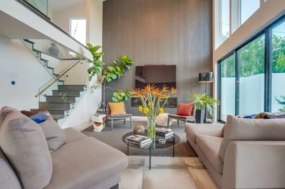 Luxury Villa Photo #18