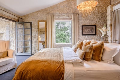 Luxury Villa Photo #30