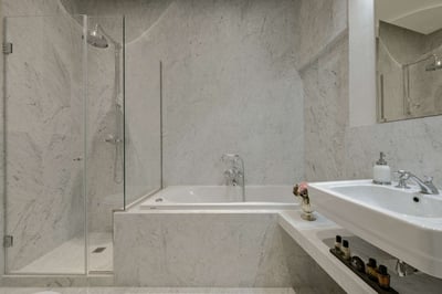 Luxury Villa Photo #13